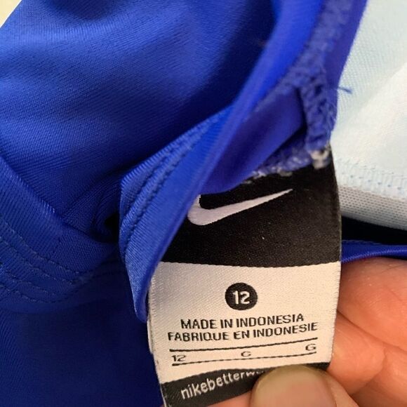 Nike top 12 blue pink trim on inside. - Picture 4 of 4